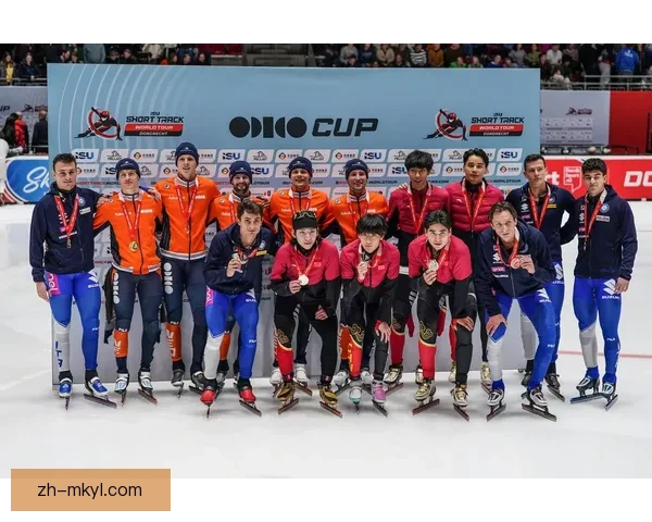 短道男千五米两将摔倒荷兰夺金 短道男千五米两将摔倒荷兰夺金